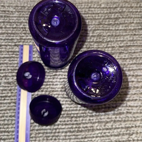 Fedex®️ Logo Purple Plastic Water Bottles (2) - Picture 5 of 6